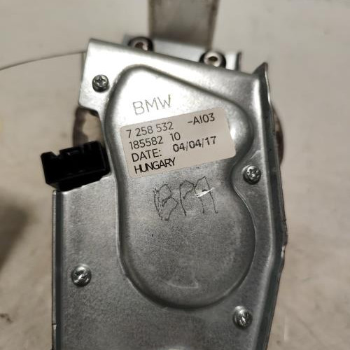 83920176-b6a00cdd-1bfb-416c-b254-dd73cb3a397e-Piece-Moteur-essuie-glace-arriere-67637258532-BMW-SERIE-1-F20-PHASE-2-9cedcf36b14d50c3242c3aab8bea851278f13922803aa9ea43d80c37616bc54c_m.jpg