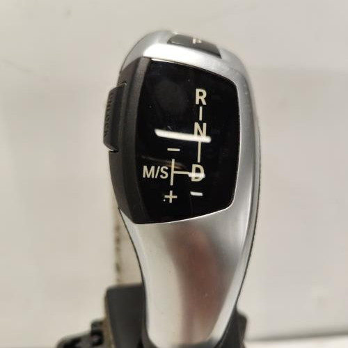 83920183-a1a444b1-c4af-4a5a-85b8-b564e5e1e8c1-Piece-Pommeau-de-vitesses-61319296896-BMW-SERIE-1-F20-PHASE-2-6cef30b2840d53206f25c99c869b5e2391b23f4dd10b6be13a2bc5aa95a38742_m.jpg