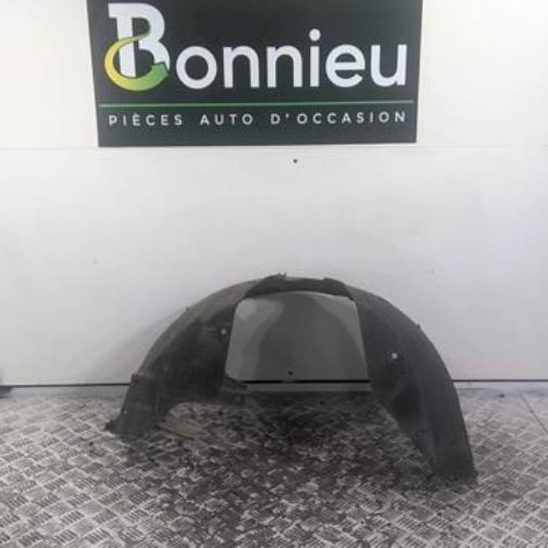 Pare boue avant droit