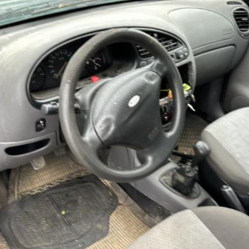 Vehicule-FORD-FIESTA-4-PHASE-2-2001-5dfaa8fc6340e66c03a3b2a3adf50d3b572fb7a84cc76b52de782977773f1a53_mtn.jpg