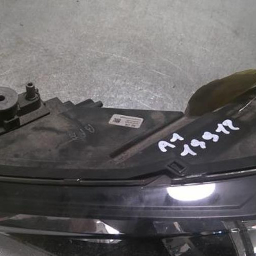 84021992-2487b1db-1c15-4bfd-82bf-62004357d009-Piece-84021992-Optique-avant-principal-gauche-8X0941043-AUDI-A1-1-PHASE-1-14-TFSI-16V-TURBO-b241b85f83d349b1e5c221f8b1f3d5ded5114ab80ef570598268ebe0a4e97c7e_m.jpg