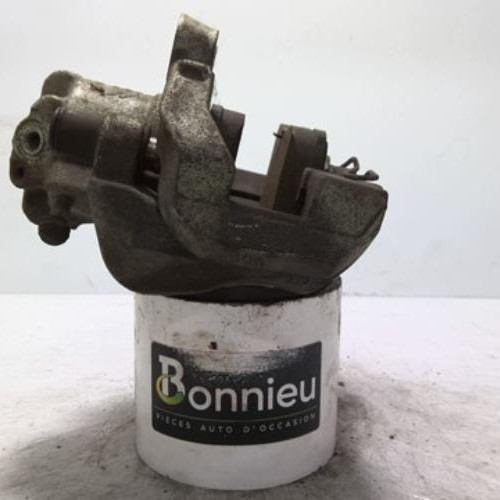 84048237-161e830b-35d1-48c2-b03f-a1c5fafc3fb1-Piece-84048237-Etrier-avant-gauche-9835571780-PEUGEOT-2008-2-15-BLUE-HDI-16V-TURBO-3fd0e61b27e4bfde640e19ba3ec2dd6f790c919cacc6ded37b9b8c45f14bf550_m.jpg