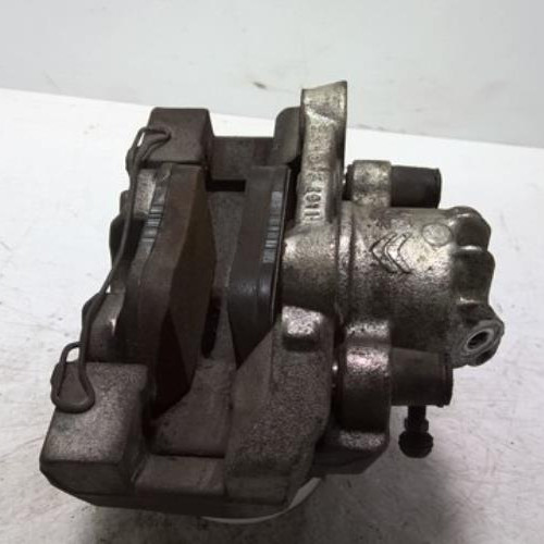 84048314-ff296213-1d79-4d53-a78b-2efc97b8edc0-Piece-84048314-Etrier-avant-droit-9835572180-PEUGEOT-2008-2-15-BLUE-HDI-16V-TURBO-12ba345d883e8bed3dfc72ca83f6cd8b8517a841b0a8ff8dde87a4106296da0b_m.jpg
