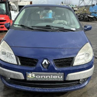 Vehicule-RENAULT-SCENIC-2-PHASE-2-2007-7b5fa5cfbeae883039944b24adb40d14054ccb65877465c446227ebdd482ca89_mtn.jpg