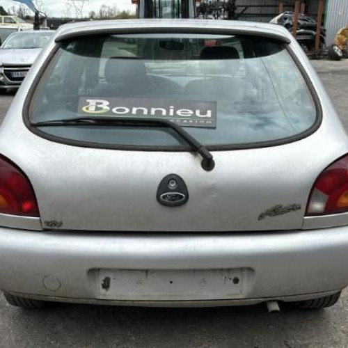 Vehicule-FORD-FIESTA-4-PHASE-1-1998-0715b6d07dd101d324a7f39ee8842f2d597256ab2886fa1c702648151f49f3d1_mtn.jpg