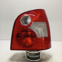 84825820-48502331-2ff0-4a04-82ac-17797fe5f9df-Piece-Feu-arriere-principal-droit-feux-6Q6945096G-VOLKSWAGEN-POLO-4-PHASE-1-4c347e3276d5fe187cec0d5041a9524433e9a0851342b2f2e6fe5df130c4c647_m.jpg
