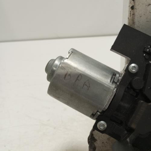 84826818-79343be1-8d25-4114-a189-72891759fdb4-Piece-Moteur-essuie-glace-arriere-6Q6955711B-VOLKSWAGEN-POLO-4-PHASE-1-31d67659ffad043ed2befcf51531ff4ff62f9e588701229a551d1a570e5c6e58_m.jpg