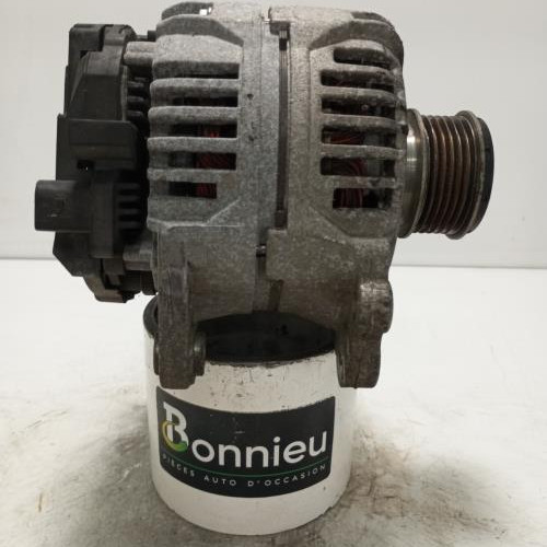 84827658-f1b6a1f5-7009-4bde-97aa-f001fc2e3eee-Piece-Alternateur-VOLKSWAGEN-POLO-4-PHASE-1-599954ff2028c35685c255e49b4c6706b5a2a27597309c3a2c6e614326098965_m.jpg