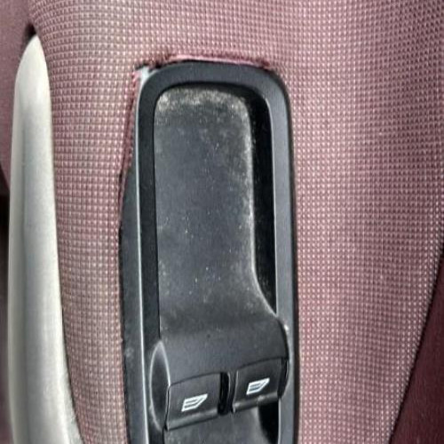 Vehicule-FORD-FIESTA-6-PHASE-1-2008-c6a3150be1fb3a66eeb0c586bd87b9bd2c32e7f1e3cbee09363eba5cf2617356_mtn.jpg
