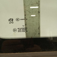 85095252-77664976-0747-4c45-91f3-9dbf20d5bf7f-Piece-Custode-arriere-gauche-9804000480-PEUGEOT-308-2-SW-PHASE-1-BREAK-d6a11081869130d0eb6afdae979761418979f1137dbc481a08c39df80c44f43e_m.jpg