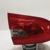 85095257-77869bee-6b7c-4372-b25c-a7ae10f6730c-Piece-Feu-arriere-secondaire-gauche-feux-9678098080-PEUGEOT-308-2-SW-PHASE-1-BREAK-033ebe757c06f099848e942ca41ea28054251e653d132454345e4ba2b9f7700d_m.jpg