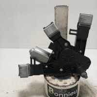 85095864-05e256a8-307d-4f5d-8e4f-87cc68ef1c6a-Piece-Moteur-essuie-glace-arriere-9819523180-PEUGEOT-308-2-SW-PHASE-1-BREAK-30f112539d771a418bb85ab4c9d20649752c923bd65c2ee41b67c4882e6c870c_m.jpg