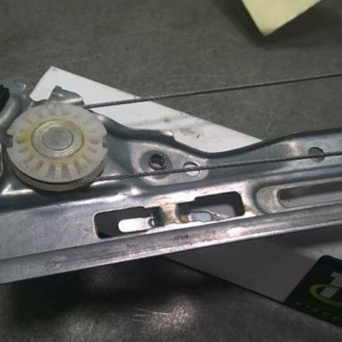 Moteur leve vitre arriere droit