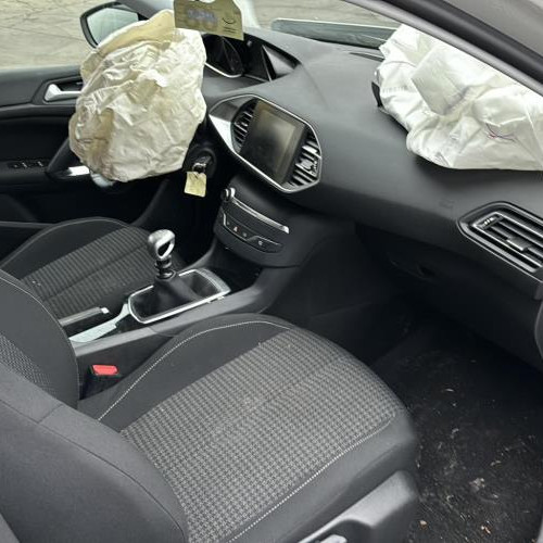 Vehicule-PEUGEOT-308-2-PHASE-2-2019-b19d193b4c23881ded8a7d3d10b3ec426dc729ea779f5b9b504289033f9fbe4a_mtn.jpg