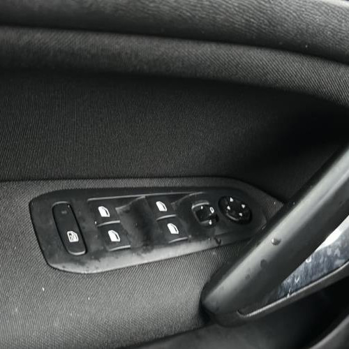 Vehicule-PEUGEOT-308-2-PHASE-2-2019-0a03afb231932f816ad6a4dc666b0919b424adff38c80231d33771e2702c6135_mtn.jpg