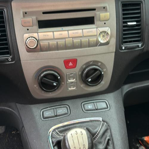 Vehicule-LANCIA-MUSA-PHASE-2-2008-362eaa68c2cfacc5cb70382461a083e88c22cf45d3f0dd9d46d74aab91095e6e_mtn.jpg