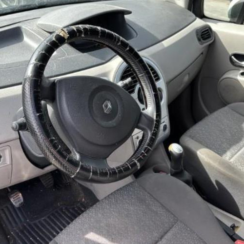 Vehicule-RENAULT-MODUS-PHASE-1-2006-6f0db111bc1bf27d6597e6eb42aebc98fd5b75bee91074dee04282fb957c6c33_mtn.jpg