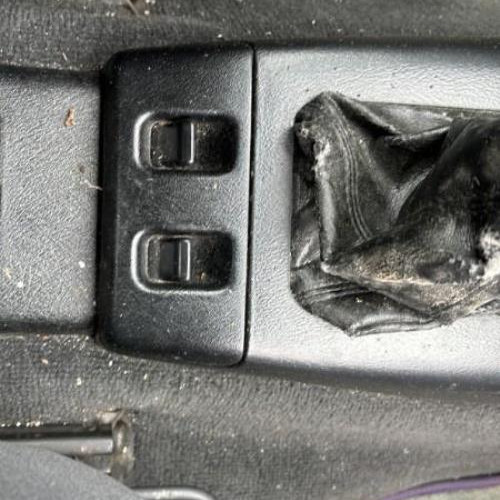 Vehicule-ROVER-25-PHASE-1-2000-480771516d3e6f4a7e54a0dfdd4ff43e249be252e4ca292517d34a0784764d70_mtn.jpg