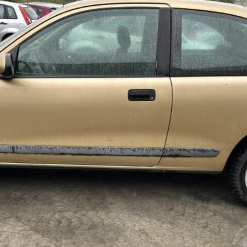 Vehicule-ROVER-25-PHASE-1-2000-26e58a0de1a820ca799b300bb0247b18f79f27163f5d89a40f6cc18fd8246f53_mtn.jpg