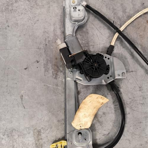 86138029-fcc9efe9-dab5-4a2f-a4fd-10e88a5ae357-Piece-Leve-vitre-electrique-avant-droit-9222Q8-PEUGEOT-1007-237b3ddd60f84aff49610ff6f516559171ba11bd132bf35cc918c9d403579652_m.jpg