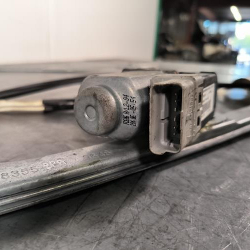 86138029-a8f18580-068b-4beb-b361-e0311799e841-Piece-Leve-vitre-electrique-avant-droit-9222Q8-PEUGEOT-1007-591e5368be34103ecbcd44394850f8fa577d4ecd964364d1f474f54fbb74aedf_m.jpg