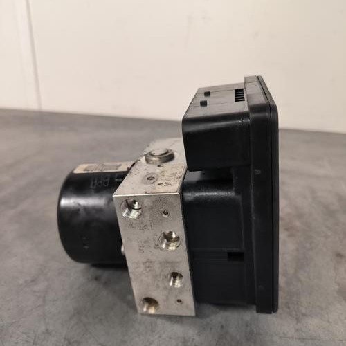 86138212-a7e2662f-8899-407b-91f7-04a252fddf4f-Piece-Bloc-ABS-freins-anti-blocage-4541T5-PEUGEOT-1007-f4fb25cf388feb827d6156c6928840232a43fe5ee11a17fe64b0d4e60612f452_m.jpg