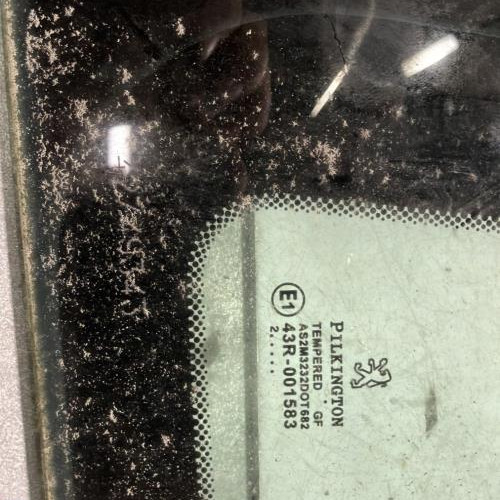 86831831-9c1ab08d-56de-43df-a920-a40a677fd864-Piece-Custode-arriere-gauche-8569GX-PEUGEOT-206-PHASE-1-BREAK-df2d5e91b1299e1a3521ef685adb0766b1dbfa80528e6f1955afc185778739a4_m.jpg