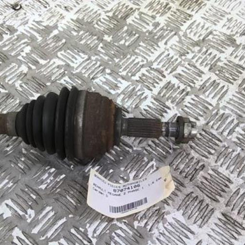 87074106-9b84fade-6720-4f83-85b7-032c6d31e8e5-Piece-87074106-Cardan-droit-8200613827-RENAULT-MEGANE-2-PHASE-1-16i-16V-defe91b8109f32708ef5197fa5cec9e57d3c39f7c7d0b88fab443d1cbed1ec1b_m.jpg