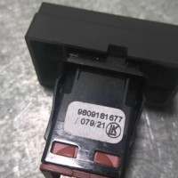 87739819-d1c2d825-0796-4e41-9d28-d2c2a1c7c724-Piece-87739819-Bouton-de-warning-9809181677-PEUGEOT-EXPERT-4-20-BLUE-HDI-16V-TURBO-f50b8cec26fa42bbe0771bf23e8ef84aa4ce303e2ef692452c439fe4c631ded9_m.jpg