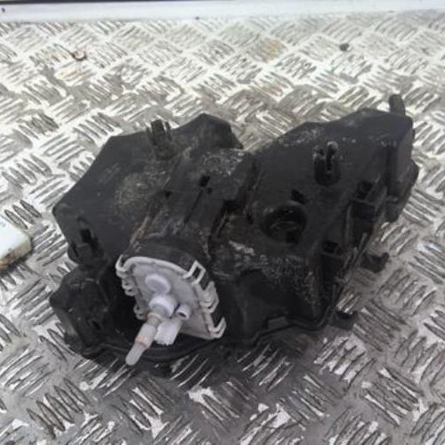 87795144-39b60fca-f10f-43bc-9396-105611927f11-Piece-87795144-Reservoir-cerine-9806830680-PEUGEOT-EXPERT-4-20-BLUE-HDI-16V-TURBO-45a3e8f78d29a4a8c3ac1eeec9005a66f9144226629ecbc36377dcea65a663b7_m.jpg