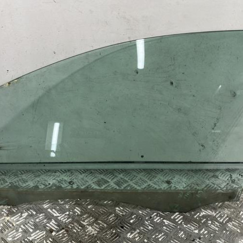 87912208-e3c58380-f8e8-4c2c-af3f-642c064a83c0-Piece-Vitre-avant-gauche-5K4845201B-VOLKSWAGEN-GOLF-6-d8b8db648169259fc87cb5788f668111facbc07a70f3f4e3dd323addb2563fd1_m.jpg