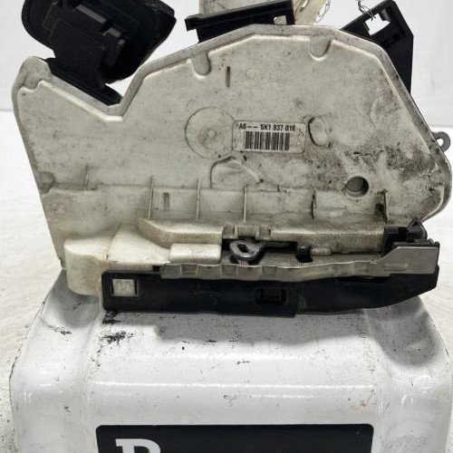 87912648-8931bfde-4276-4d0b-8e2c-9c6a15598286-Piece-Fermeture-centralisee-avant-droit-5K1837016H-VOLKSWAGEN-GOLF-6-dded5981054d933fc26d19ae72f6a62558eb489e3b7e3088f6b715c6dde63e56_m.jpg