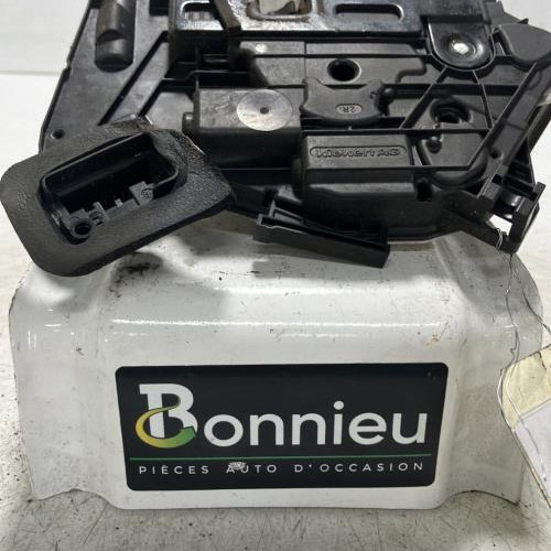 87912648-accf26d6-490e-4138-8da0-178b0e42acd2-Piece-Fermeture-centralisee-avant-droit-5K1837016H-VOLKSWAGEN-GOLF-6-699aab1d39d304c4c0cfd0b11d5fe04b76e6bb61a33f075a2712b08f8e9b3509_m.jpg