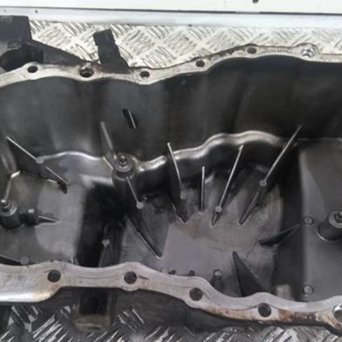 88781310-6f386163-5282-447c-8850-dba01cb59994-Piece-88781310-Carter-inferieur-111112011R-RENAULT-MEGANE-3-PHASE-1-Diesel-6d1ae440434a55a4a701be787198dc8b1edb4c9d8b4fc2e76417fcbf6e758ce1_m.jpg