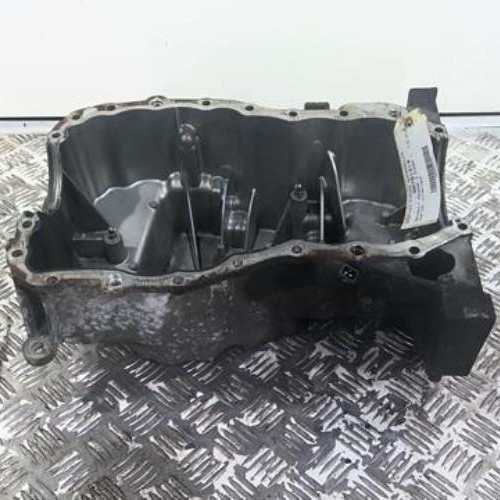 88781310-00c678a7-9cba-4b00-9819-af056da198b5-Piece-88781310-Carter-inferieur-111112011R-RENAULT-MEGANE-3-PHASE-1-Diesel-efe8c4a72d9f70f122255a56def4e3e75cff8907669e02c7860c4da4eefcaadf_m.jpg