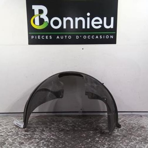 Pare boue avant gauche