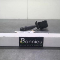 89343102-f16ec6f4-2e80-4bc2-a85e-c8a5ff3de6da-Piece-89343102-Commodo-dessuie-glaces-96186612ZL-PEUGEOT-607-PHASE-1-22-HDI-16V-TURBO-b4376d07c173eb112af49e91463913db98a7b129c6e38ef50be24eec8e29aaab_m.jpg