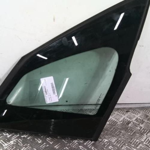 89408842-3da609ea-1de5-47fb-a69e-27af750c1b4b-Piece-89408842-Custode-arriere-gauche-00008569RT-CITROEN-C4-PICASSO-1-16-HDI-8V-TURBO-18f8df99f438f8b0167eb86f01f42d006920d2e01f9b05dd00779aafb22b32ff_m.jpg