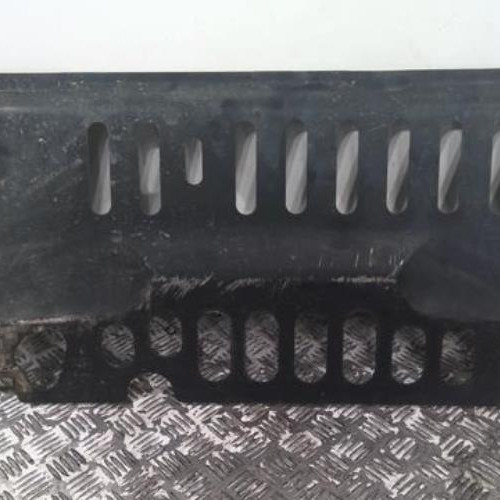 89470607-330690d1-2b20-4552-a2a1-c08a56cc0116-Piece-89470607-Cache-sous-moteur-00007013QV-CITROEN-C3-2-PHASE-2-12-VTI-12V-94e1a0ac77a56d3613953fbac4e79e5dc2c5bfcb8e3a4d4477f4d6a05365af83_m.jpg