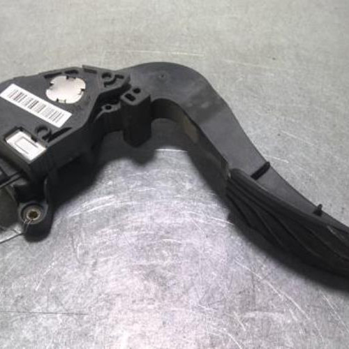 89515401-bc5d0338-1403-4fd9-9e00-8aa6711556f7-Piece-89515401-Potentiometre-de-pedale-de-gaz-daccelerateur-RENAULT-MEGANE-4-PHASE-1-15-BLUE-DCI-8V-TURBO-1ee60e138b0b5da74a506b1fd2db0533ad55572771729274079a4f1e36fae5b3_m.jpg