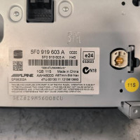89579146-2ea18121-9884-4eda-a443-66bd6fef40f9-Piece-Ecran-GPS-SEAT-890854a9b8b49ec1c9e9b21a70fd3a9b3c449126a4d14614d1bdea8af36ae3bc_m.jpg