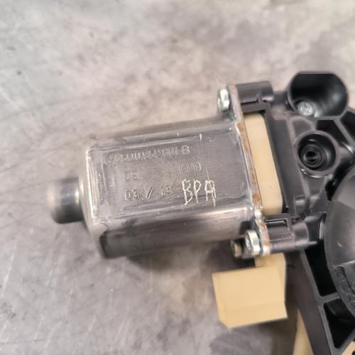 89579156-06c54a00-6eb4-4425-b58d-2c1e6cce688d-Piece-Leve-vitre-electrique-avant-gauche-5F4837461D-SEAT-9b578b99aa68569c515699033f3dea5f211cbd75af29f2c80532dfd047635832_m.jpg