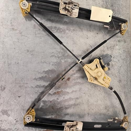 89579156-44f49caf-0d14-4683-89b2-c527aa0a7c8f-Piece-Leve-vitre-electrique-avant-gauche-5F4837461D-SEAT-854cbd99f21aceb4a28f26b136639da1a135bc8f3d2f87ed40a22745774a430d_m.jpg