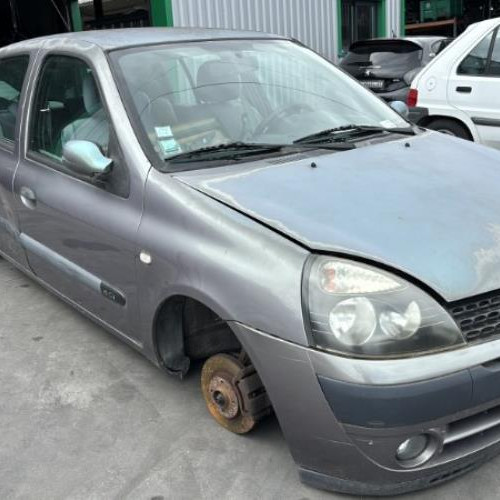 Vehicule-RENAULT-CLIO%25202%2520PHASE%25202-2003-3804bc3c1bf99a71b3db5a0028c1a826a922d5374d998950cc8547040cbe5e17_m.jpg