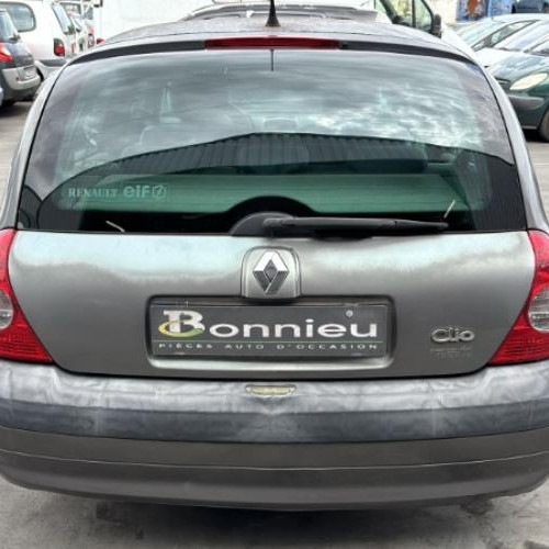 Vehicule-RENAULT-CLIO%25202%2520PHASE%25202-2003-05d5399baa587bc2b7aa555048a636e1f244eef5cec1b5f189b87fe012df19d0_m.jpg