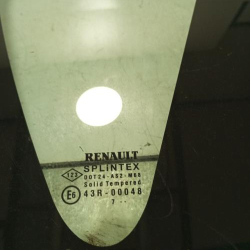 89692130-e95cbc8a-d28b-4e95-bfc9-44511bd7fc52-Piece-Custode-arriere-droit-8200120669-RENAULT-SCENIC-2-PHASE-2-b87442a3d2f7fc0da6e039a34a60feba1f6b084d4364fbde8eed4de8f74c7ca5_m.jpg