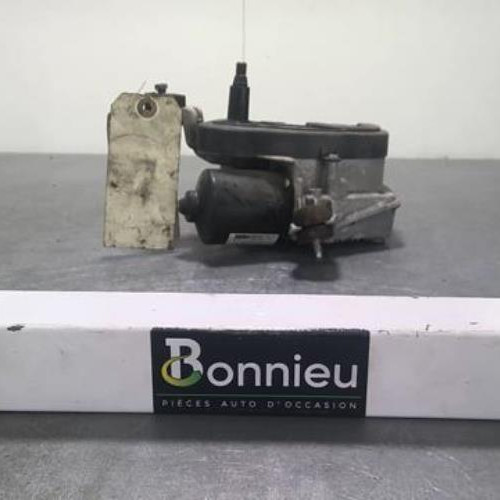 Moteur essuie glace avant gauche