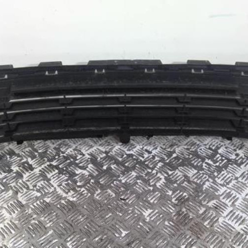 89708826-0f321a68-3008-4737-b8a3-b88c569571c8-Piece-89708826-Grille-de-pare-choc-9670503480-CITROEN-C4-2-PHASE-2-16-BLUE-HDI-8V-TURBO-94647186fab31ff2d4cfcad9029b30ac8159f4c58ad410f831de478df391752e_m.jpg