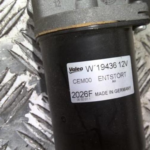 89709732-c7725e08-5d42-40c3-a3d6-dc105a6a66b5-Piece-89709732-Moteur-essuie-glace-avant-00006405RK-CITROEN-C4-2-PHASE-2-16-BLUE-HDI-8V-TURBO-8269c1a447020b81bf083b814165c84196bbc35d36642588cd5ca776bb628f9f_m.jpg
