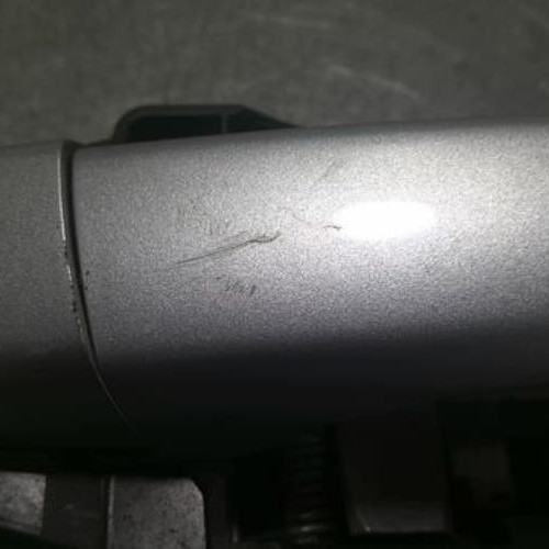 89866546-7e45badf-8393-427a-9575-fd4de43caa2d-Piece-89866546-Poignee-porte-arriere-droit-980297821T-PEUGEOT-308-2-PHASE-1-16-BLUE-HDI-8V-TURBO-e13ee3d27d19ed46218bd98f308f1f20df67f6b69322e5bdffd9598968fe815b_m.jpg